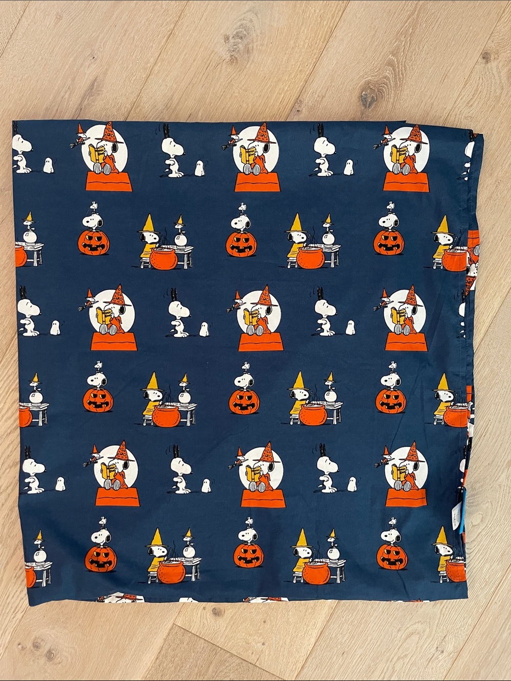 Berkshire Peanuts Navy Blue Snoopy Halloween queen flat sheet